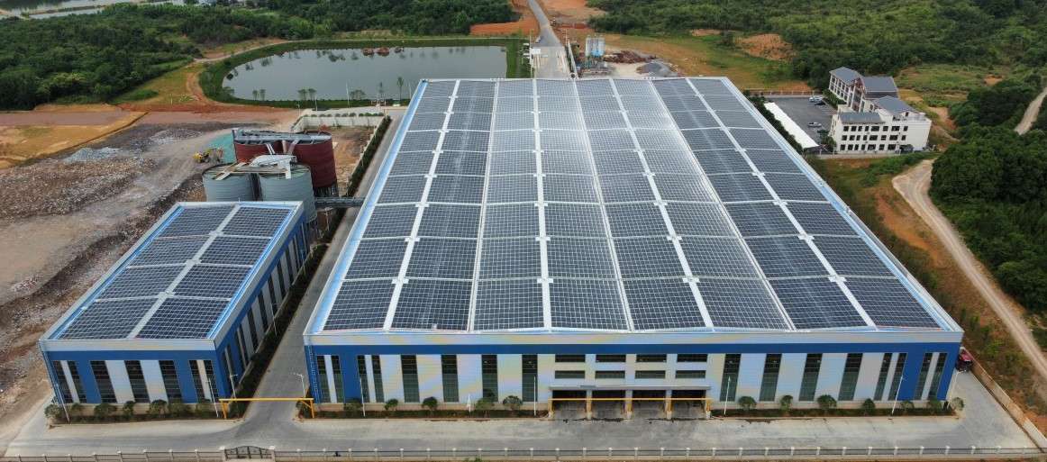 1162-2022年4月，，，，，安徽池州汇成物资4MW光伏发电BIPV项目，，，，，年发电约400万度，，，，，知足约40%用电需求.jpg